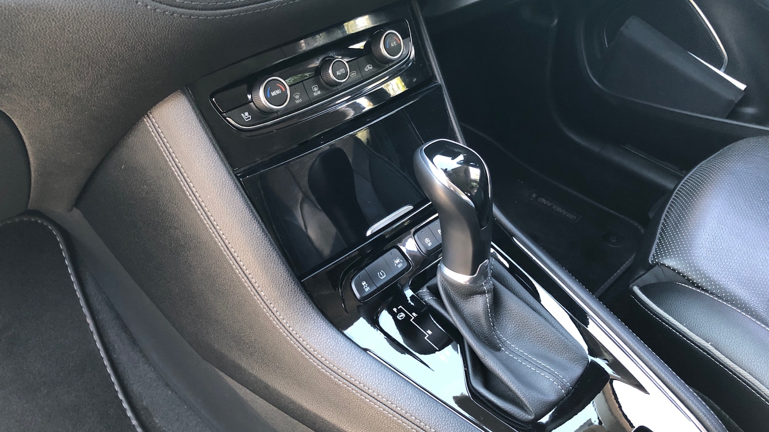 Used Vauxhall Grandland X 2018 for sale - 76414930: Photo 13