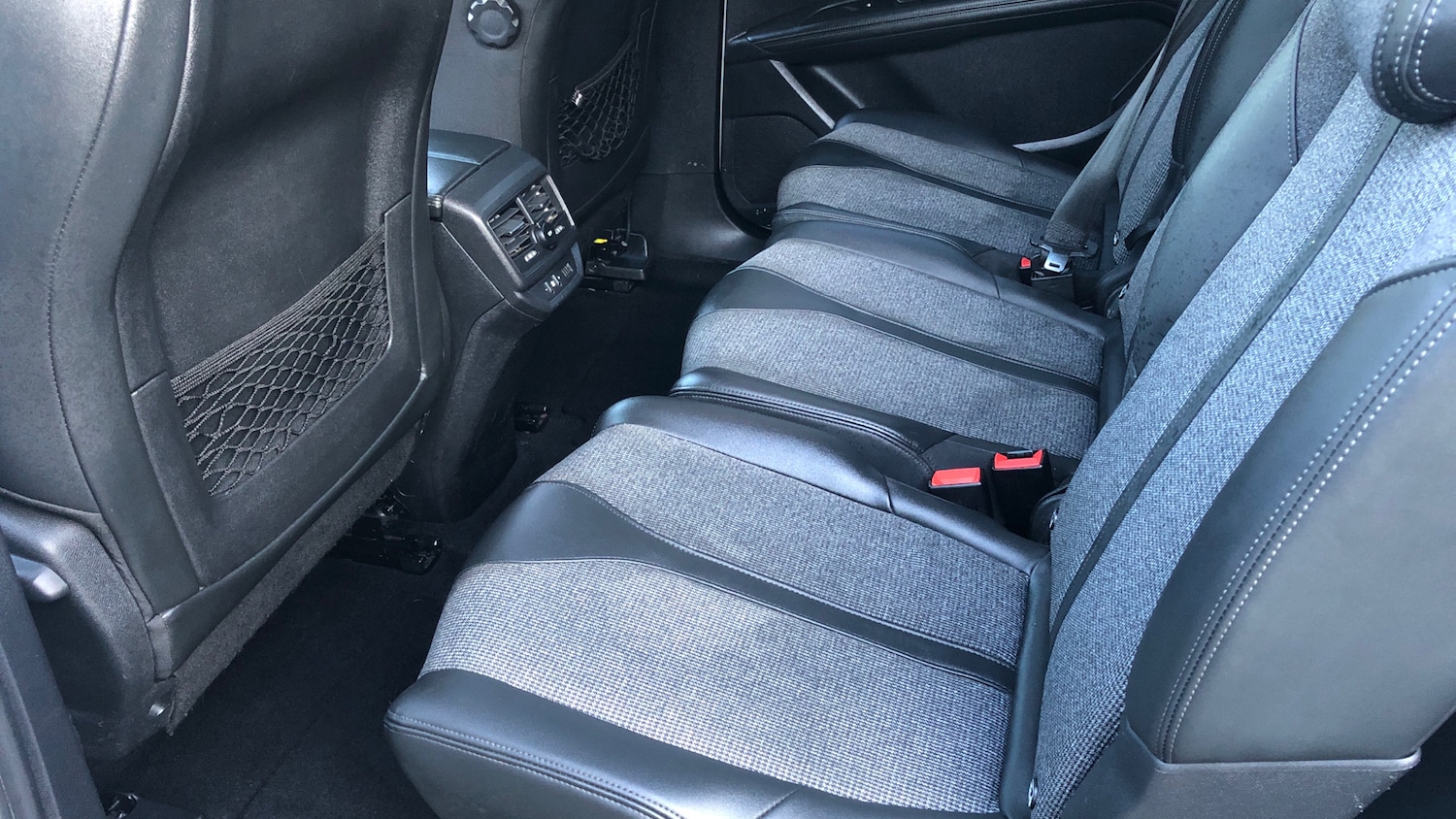 Used Peugeot 5008 2020 for sale - 76922385: Photo 16