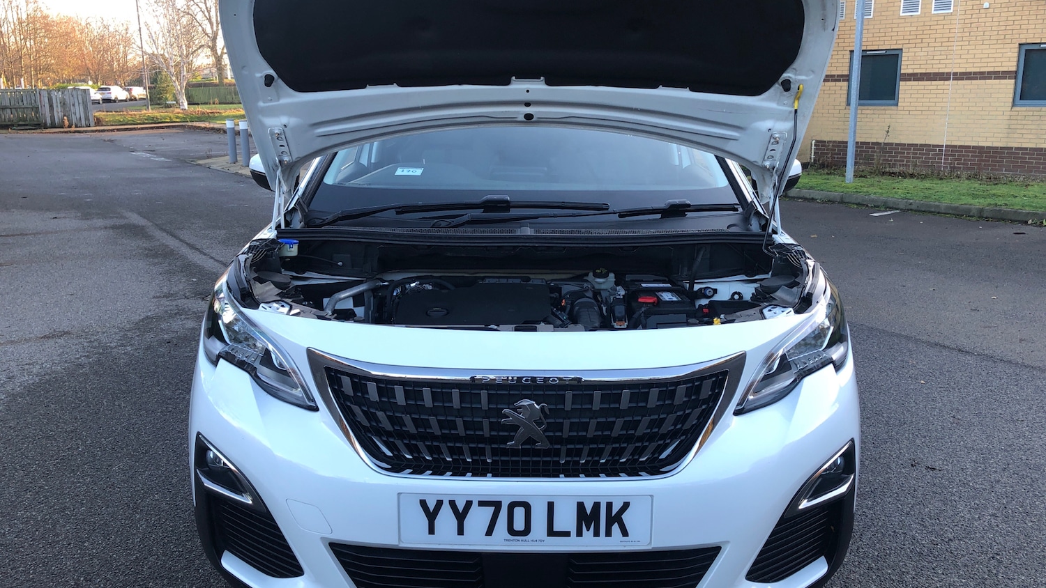 Used Peugeot 5008 2020 for sale - 76922385: Photo 8
