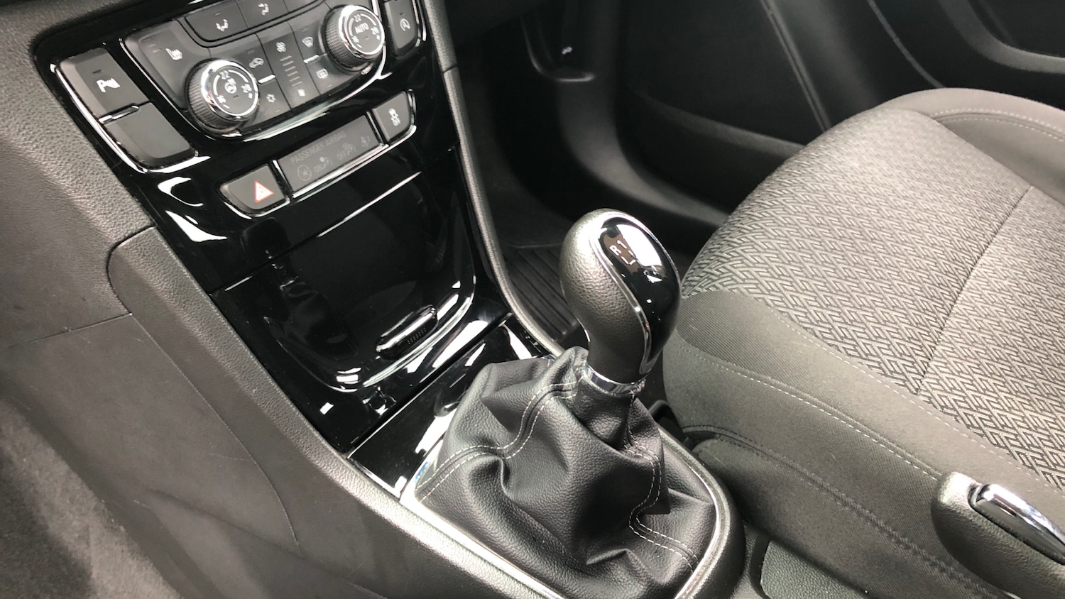 Used Vauxhall Mokka X 2017 for sale - 76494396: Photo 13