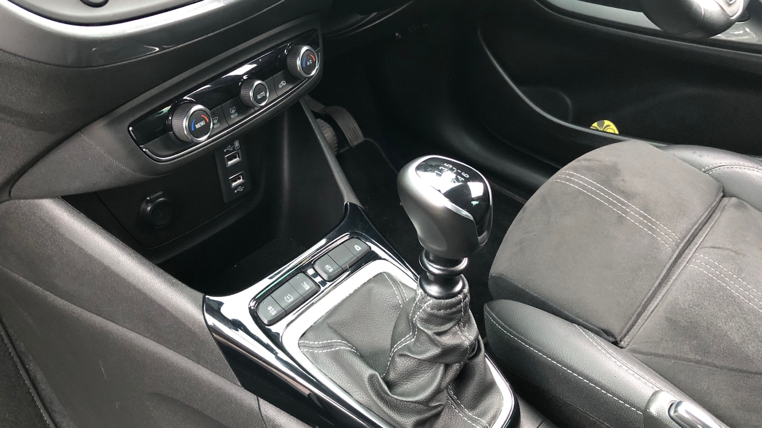 Used Vauxhall Crossland 2022 for sale - 76618483: Photo 13