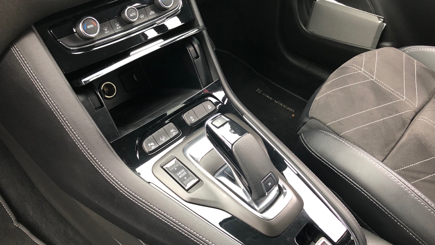 Used Vauxhall Grandland 2022 for sale - 76352901: Photo 13