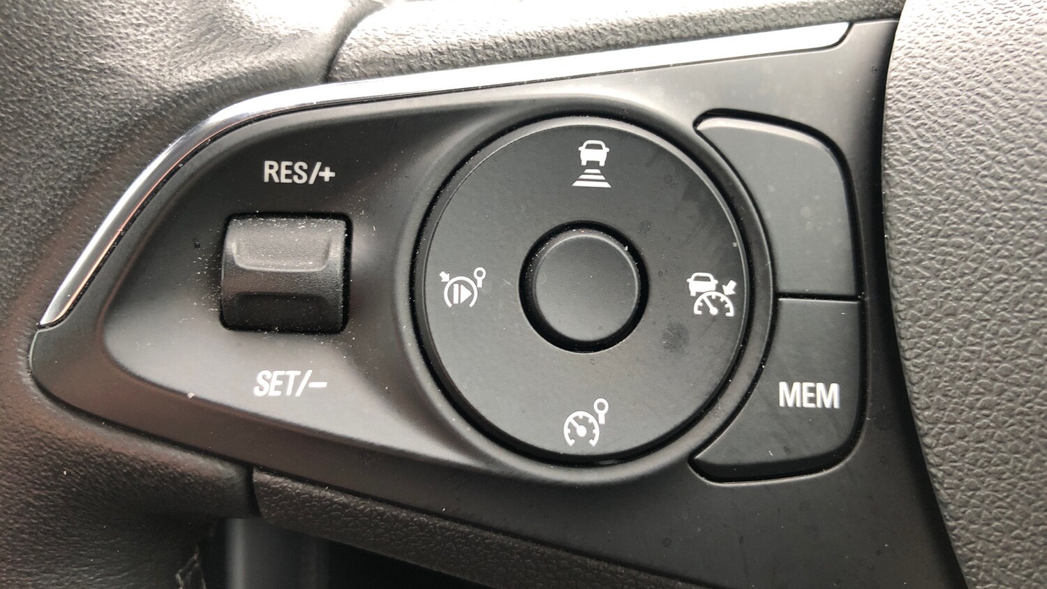 Used Vauxhall Grandland 2022 for sale - 76352901: Photo 25