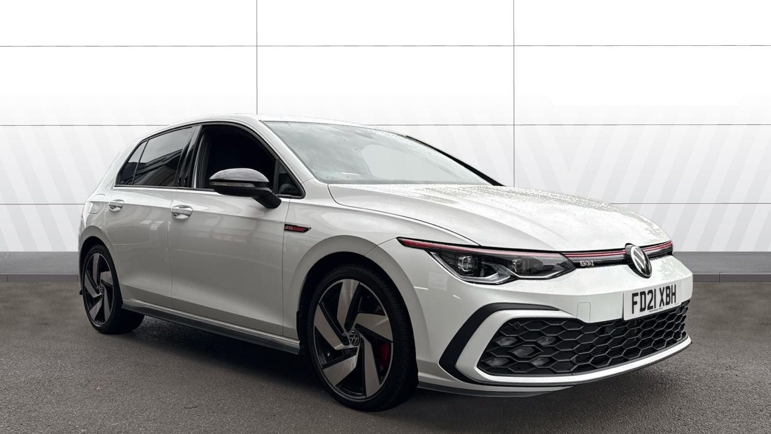 Used Volkswagen Golf 2021 for sale - 77077816: Photo 1