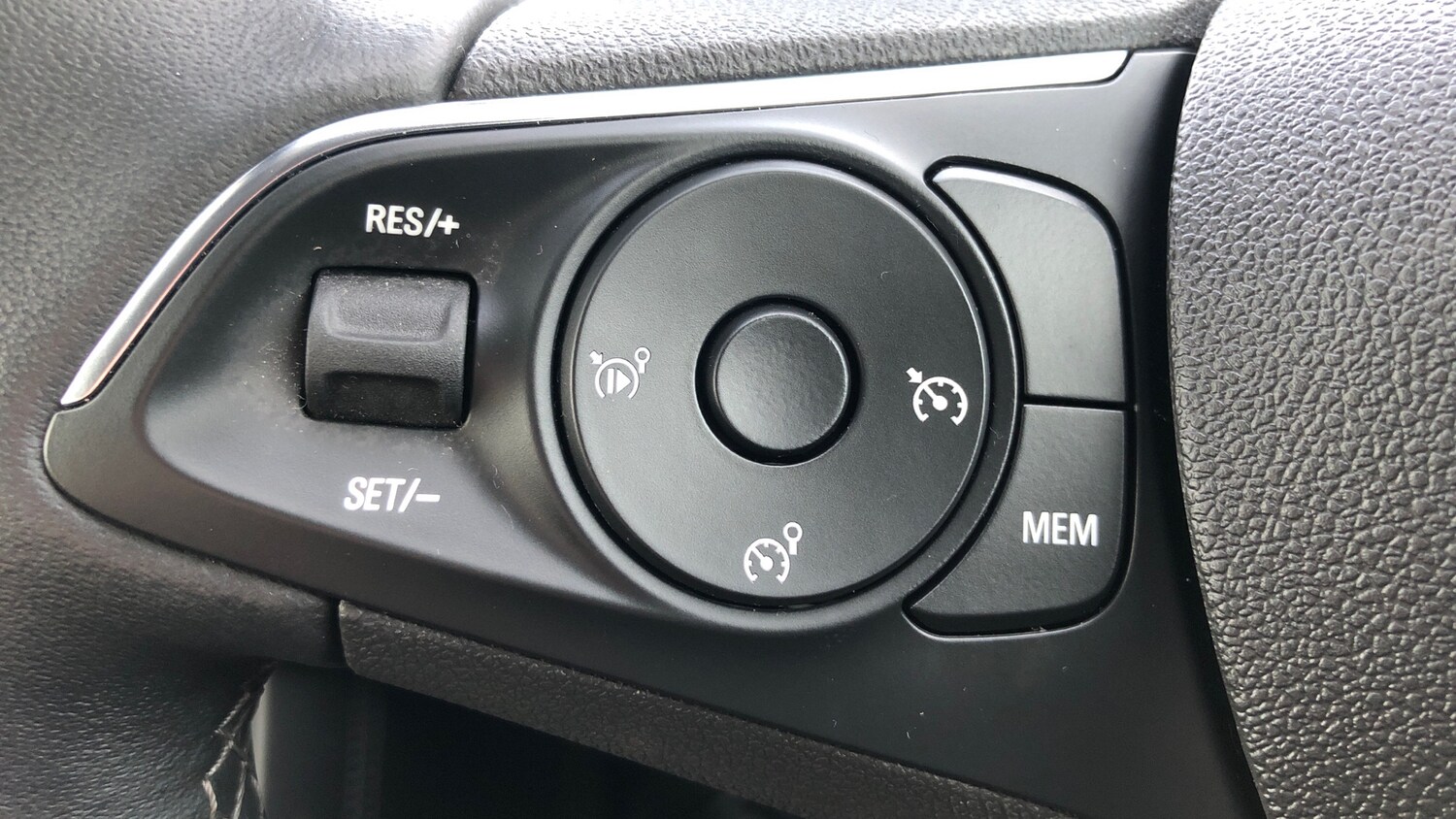 Used Vauxhall Grandland 2022 for sale - 76346802: Photo 24