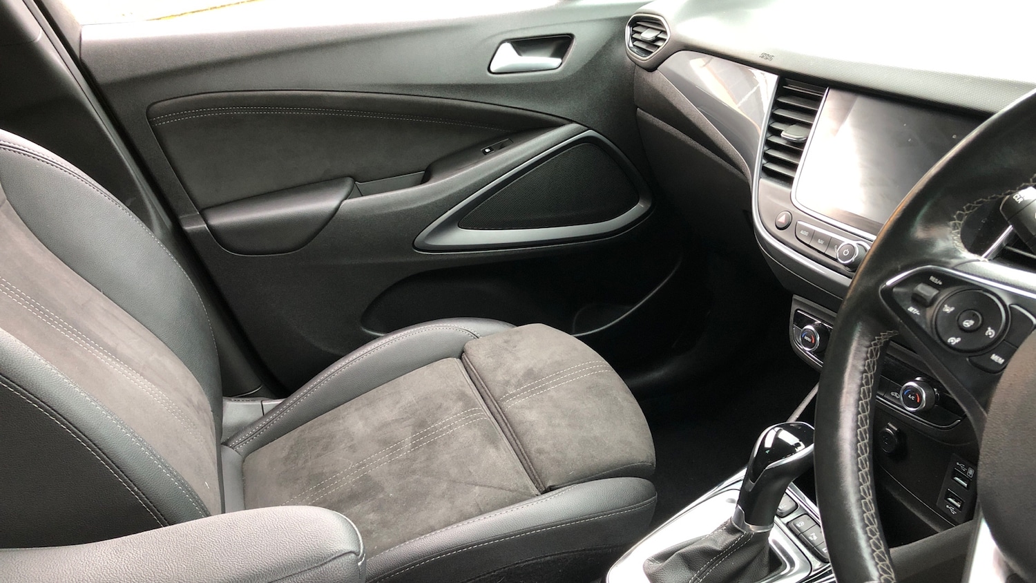 Used Vauxhall Crossland 2022 for sale - 76354906: Photo 14