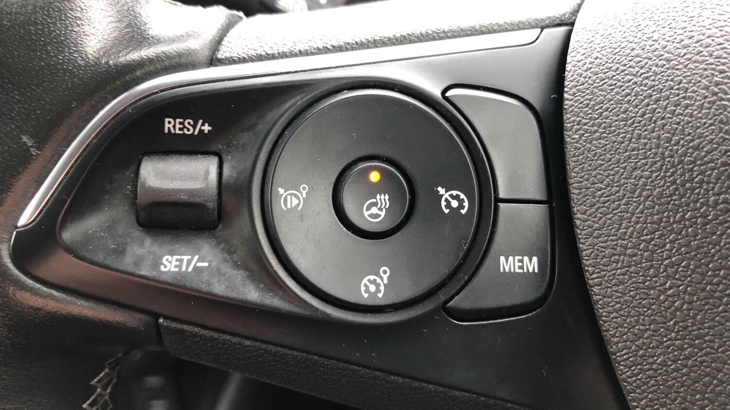 Used Vauxhall Crossland 2022 for sale - 76354906: Photo 21