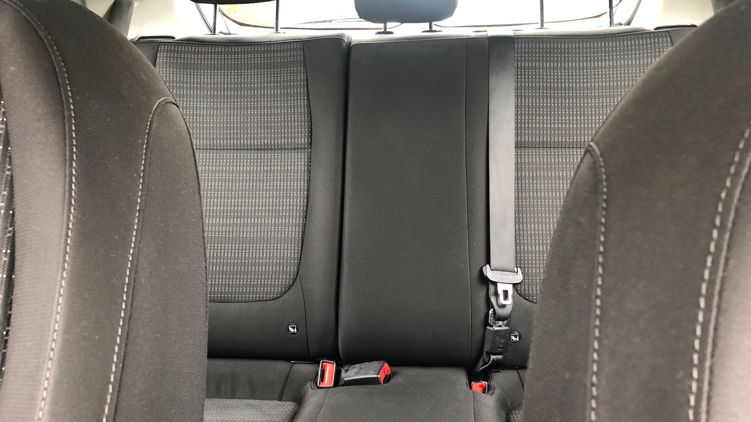 Used Kia Stonic 2018 for sale - 76277078: Photo 15