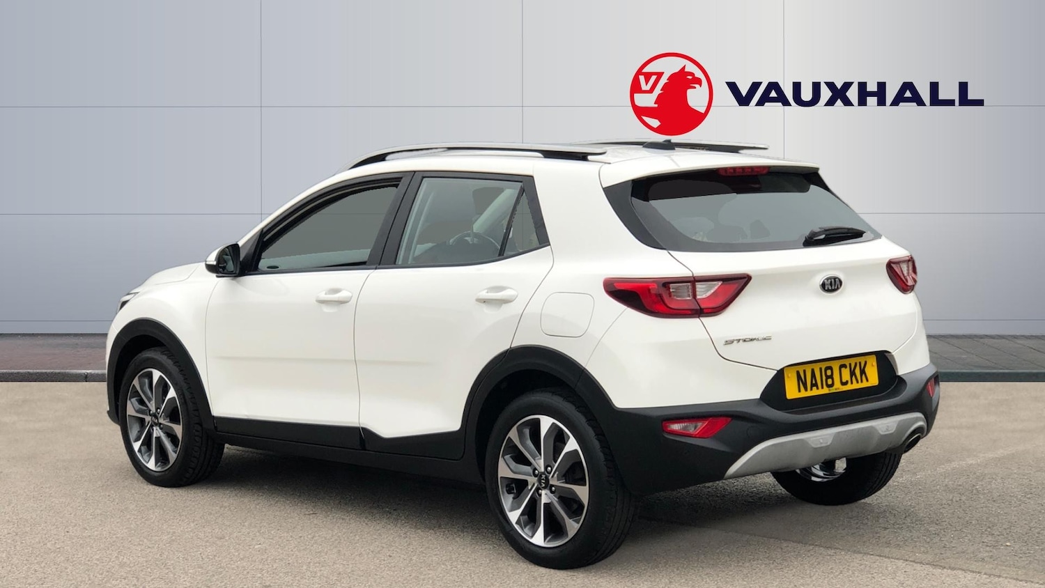 Used Kia Stonic 2018 for sale - 76277078: Photo 2