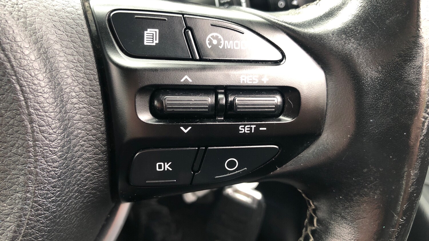 Used Kia Stonic 2018 for sale - 76277078: Photo 25