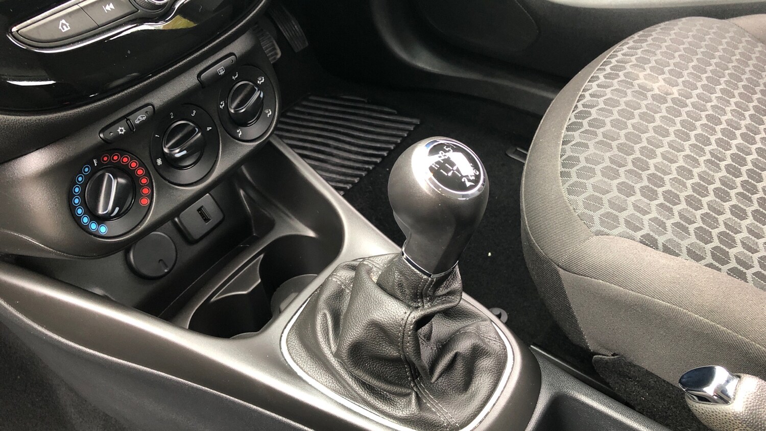 Used Vauxhall Corsa 2018 for sale - 76299219: Photo 13