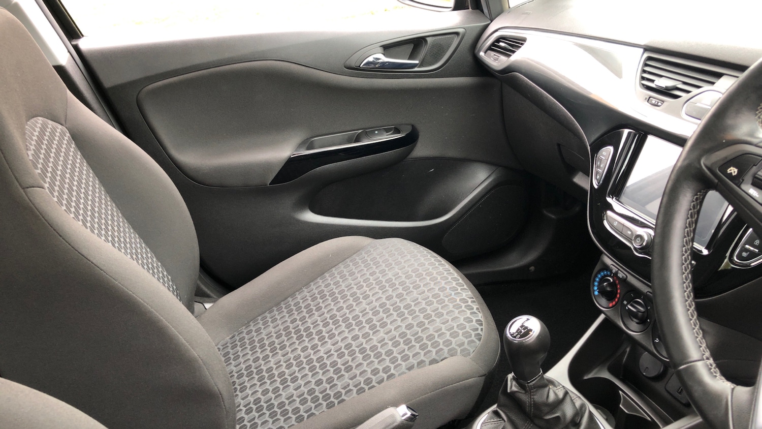 Used Vauxhall Corsa 2018 for sale - 76299219: Photo 14