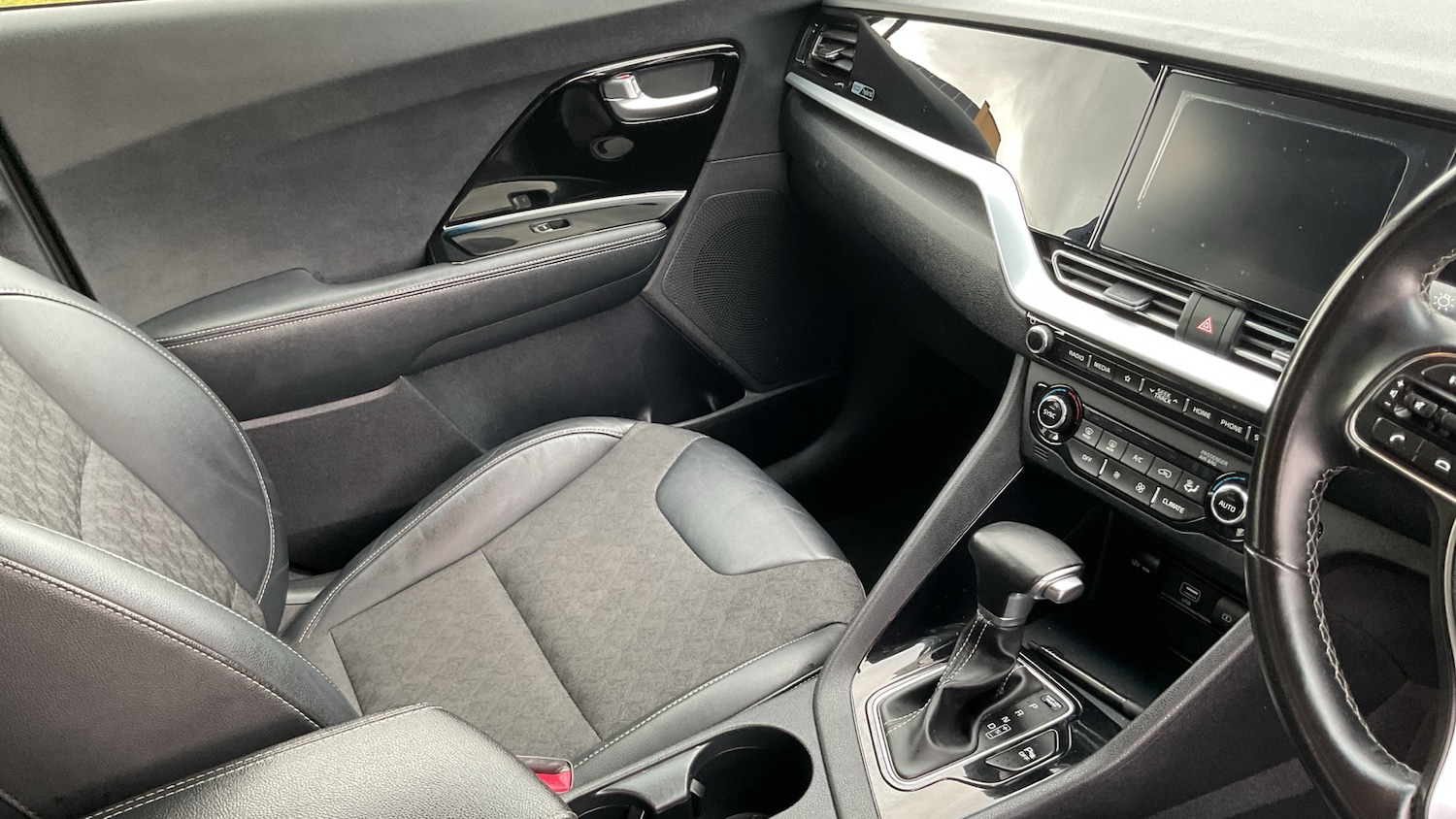 Used Kia Niro 2019 for sale - 77656075: Photo 14