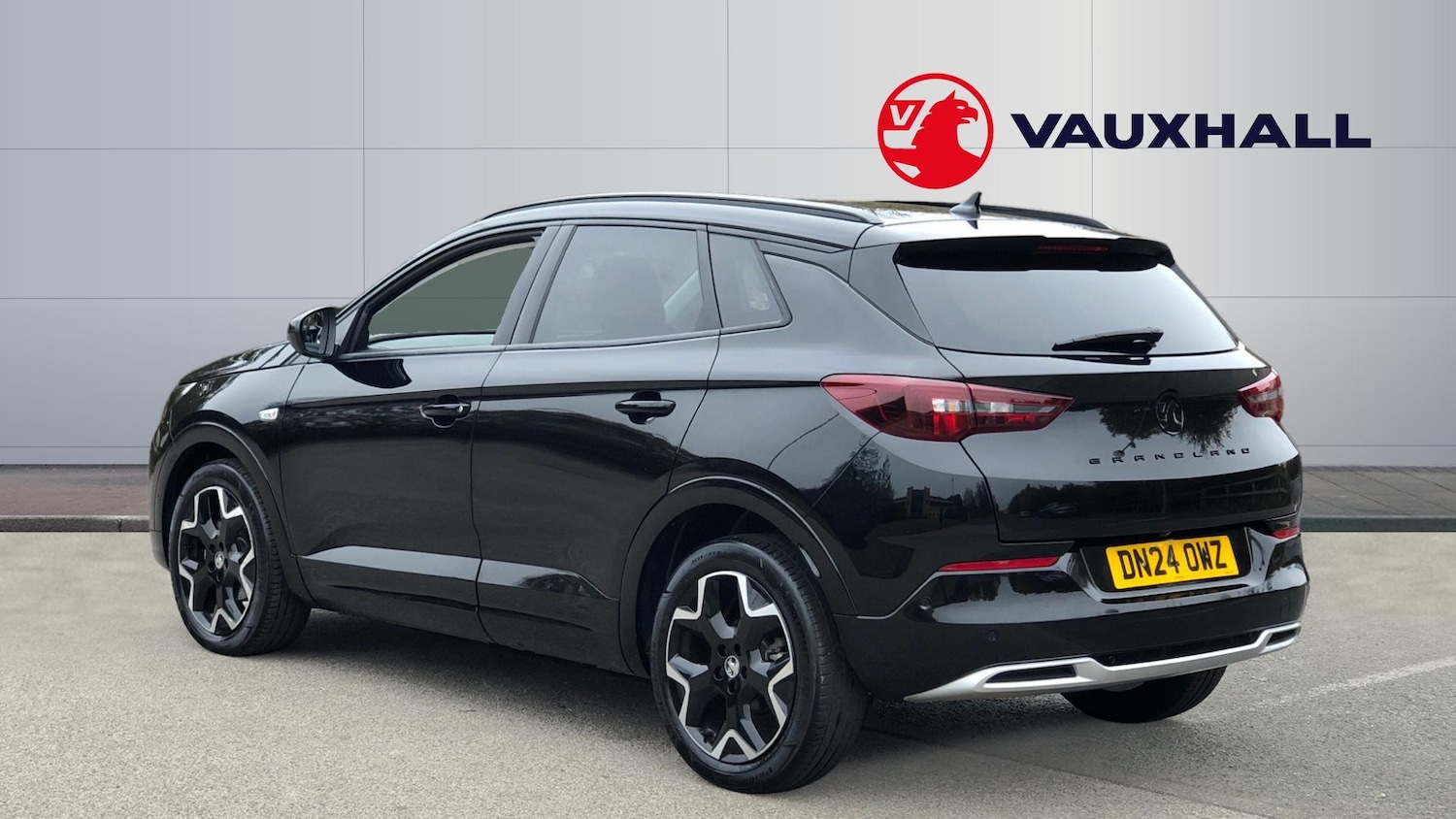 Used Vauxhall Grandland 2024 for sale - 76340970: Photo 2