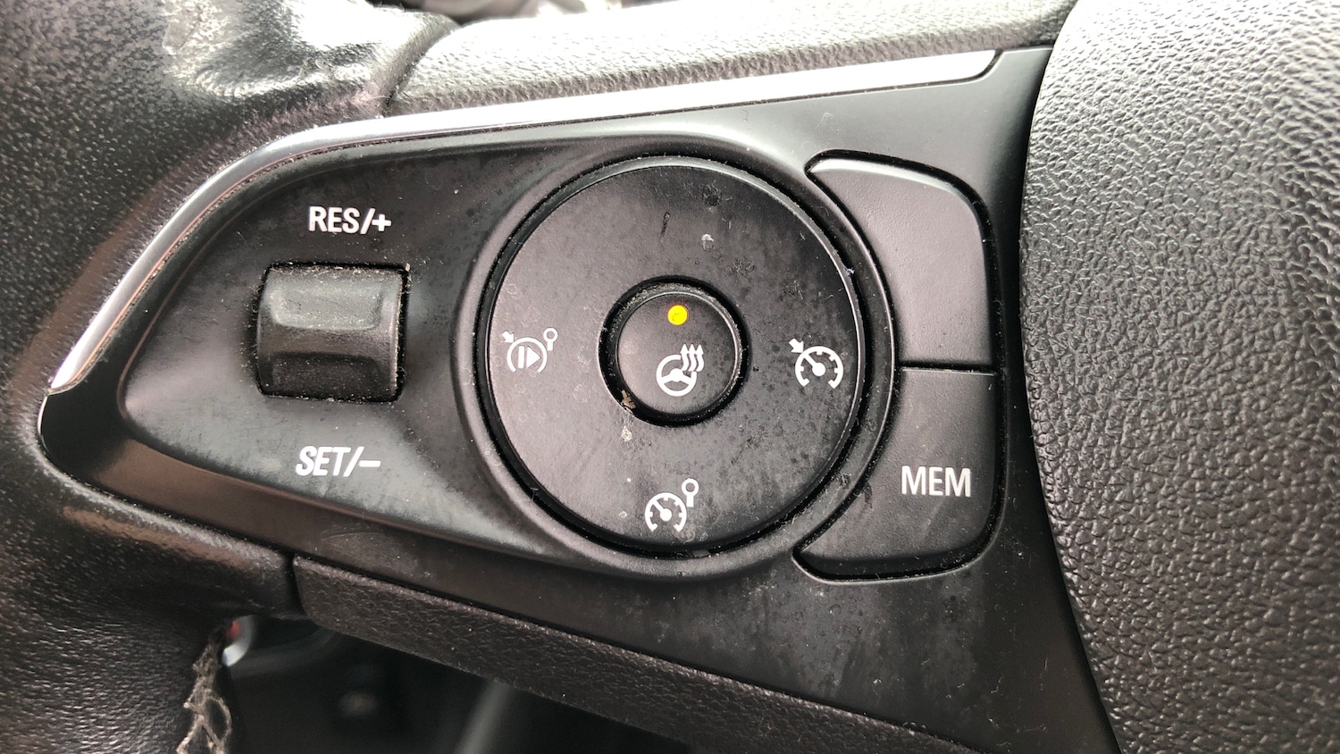 Used Vauxhall Crossland 2021 for sale - 76480199: Photo 25