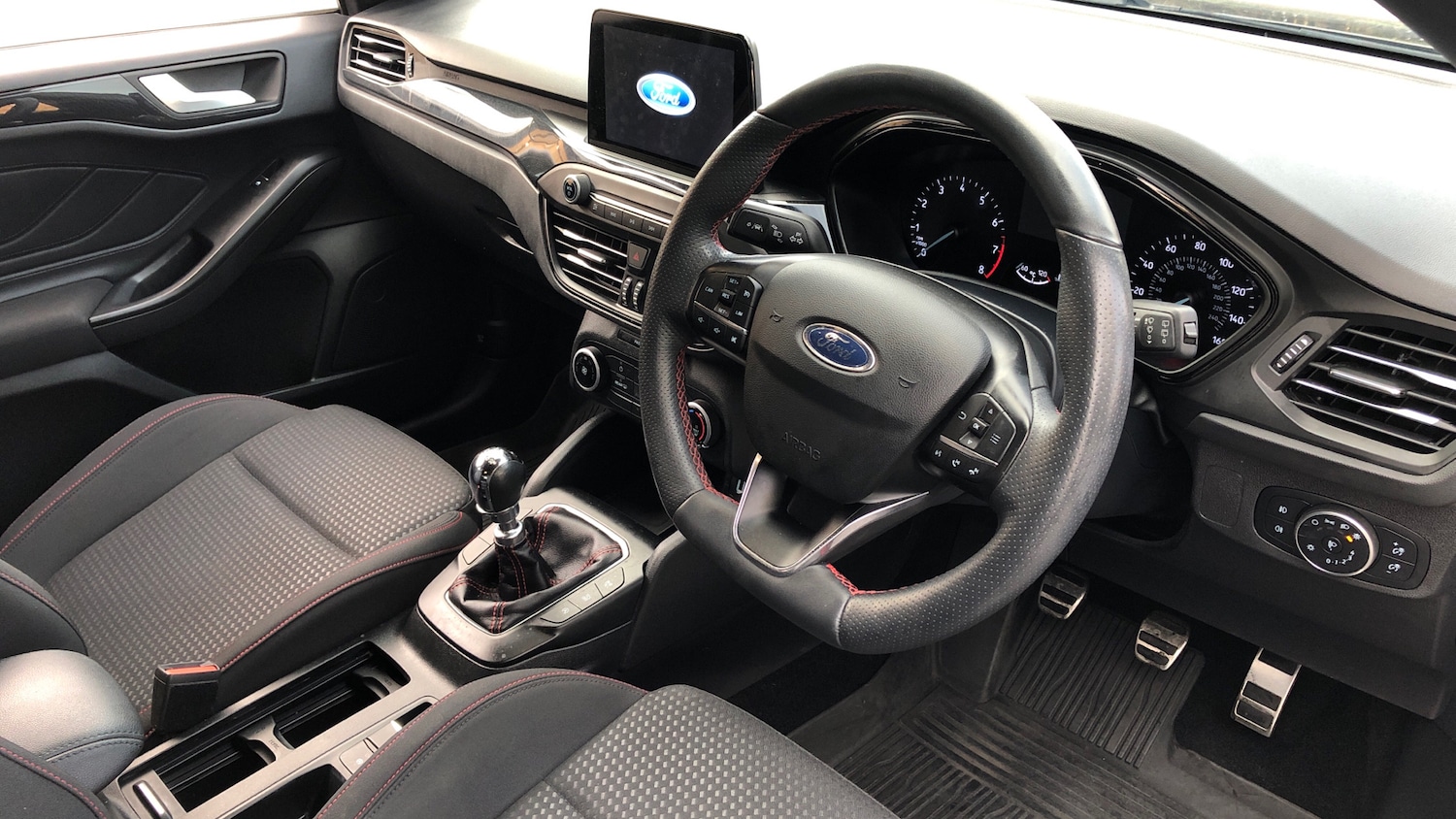 Used Ford Focus 2021 for sale - 76707656: Photo 11