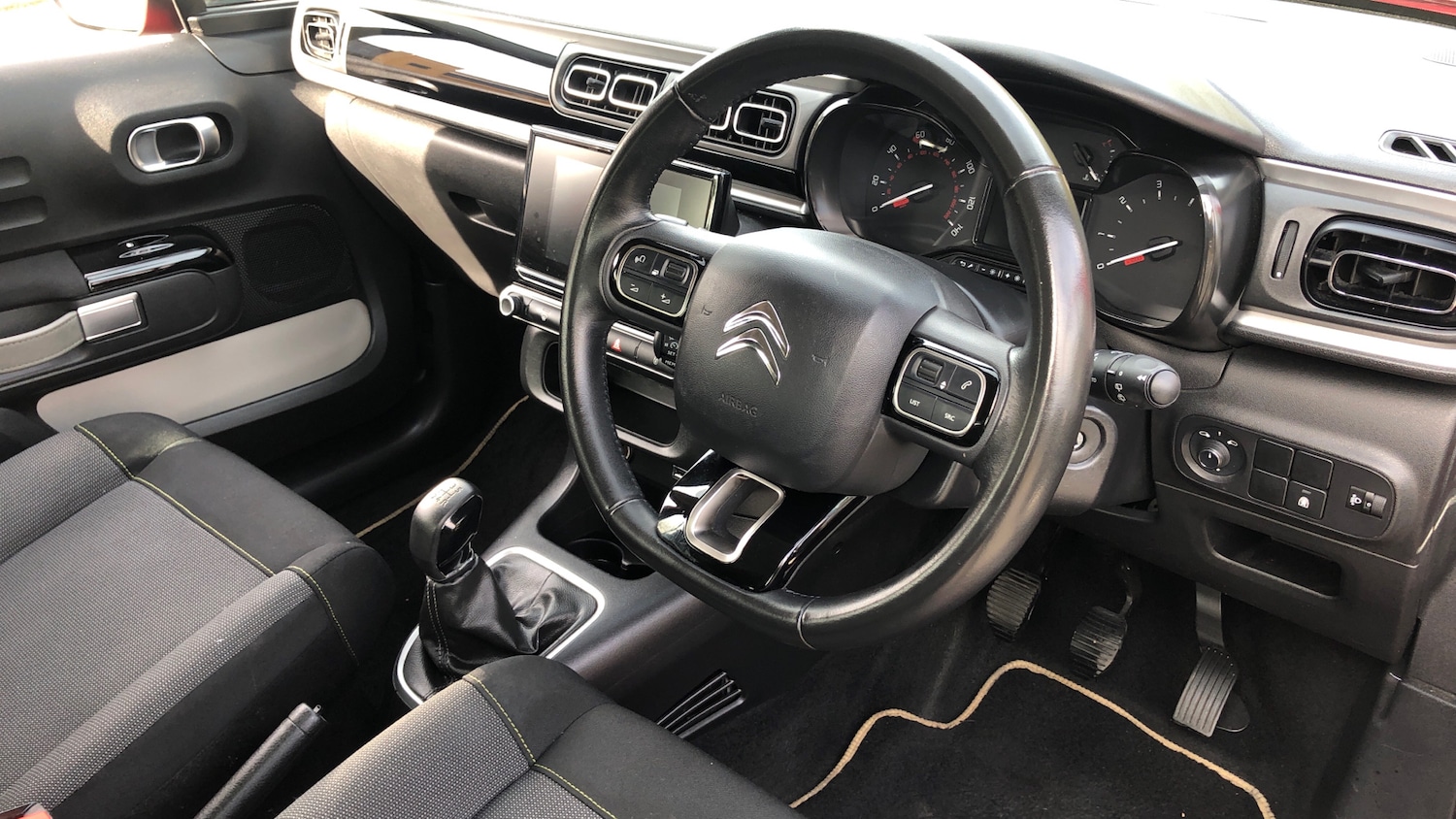 Used Citroen C3 2021 for sale - 76352899: Photo 11