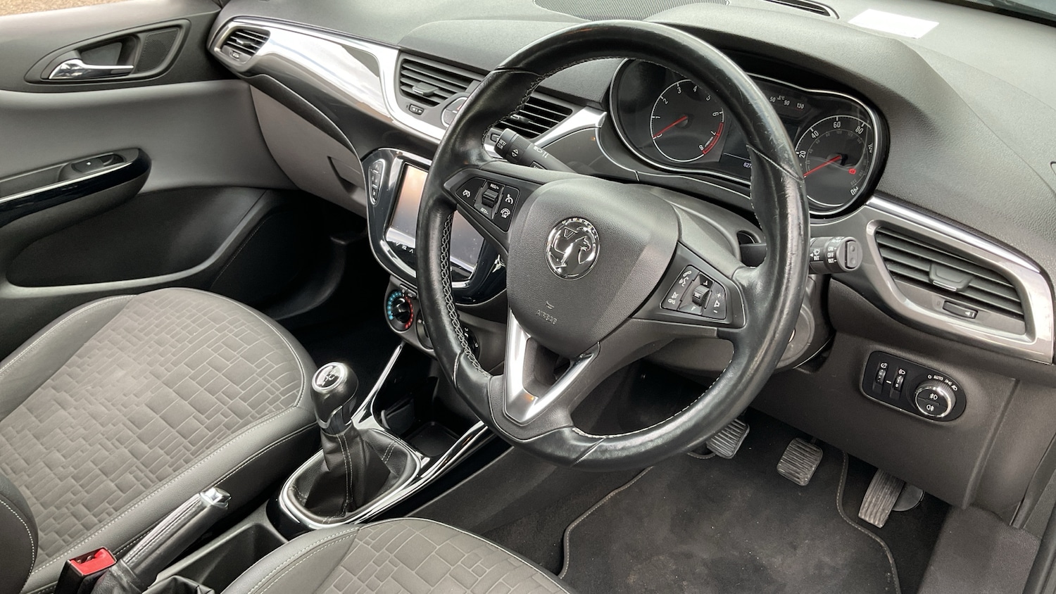 Used Vauxhall Corsa 2015 for sale - 77664823: Photo 11