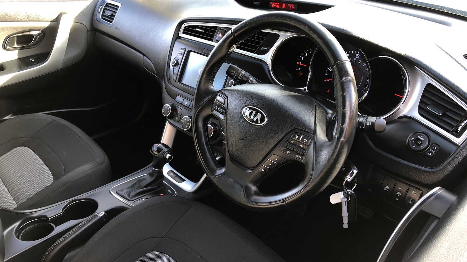 Used Kia Ceed 2017 for sale - 76652230: Photo 11