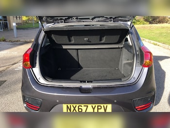 Used Kia Ceed 2017 for sale - 76652230: Photo