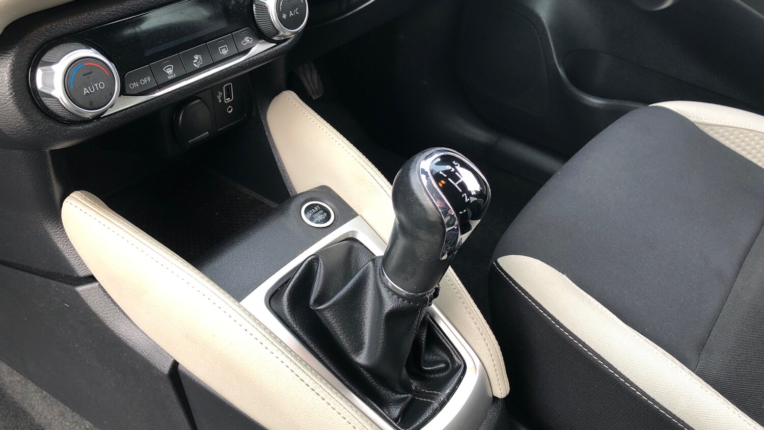 Used Nissan Micra 2019 for sale - 76694172: Photo 13