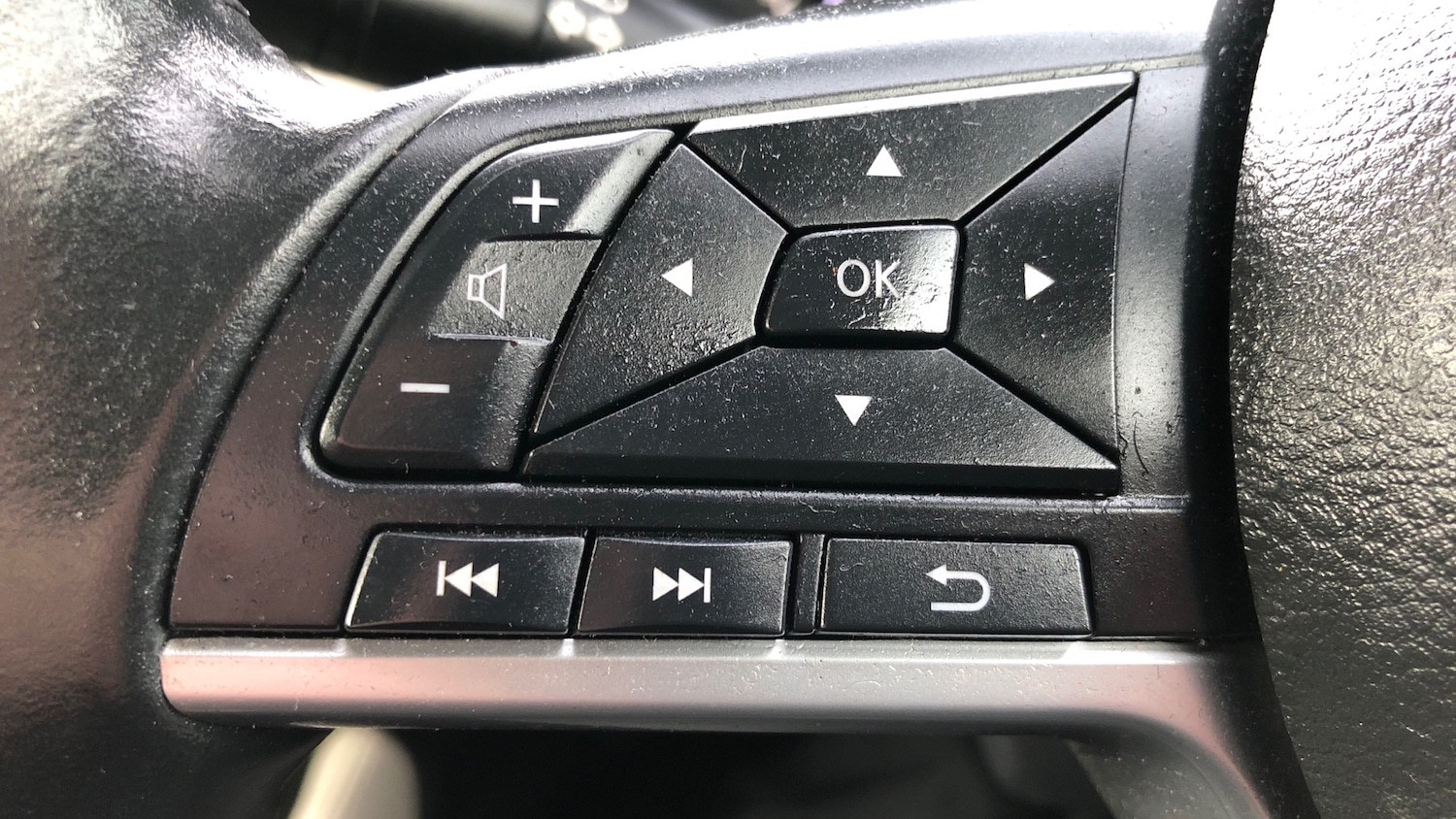 Used Nissan Micra 2019 for sale - 76694172: Photo 24