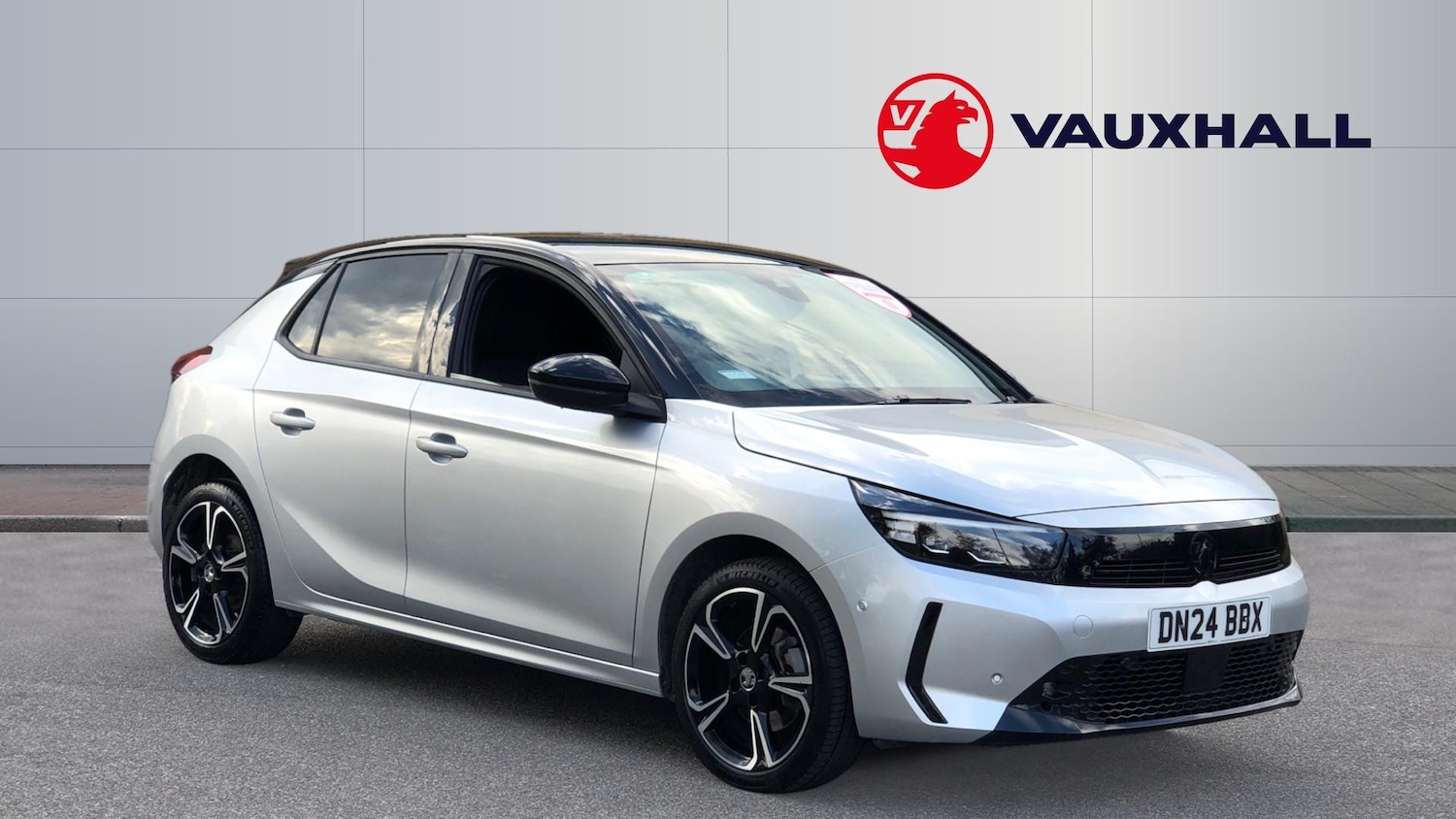 Used Vauxhall Corsa 2024 for sale - 76299250: Photo 1