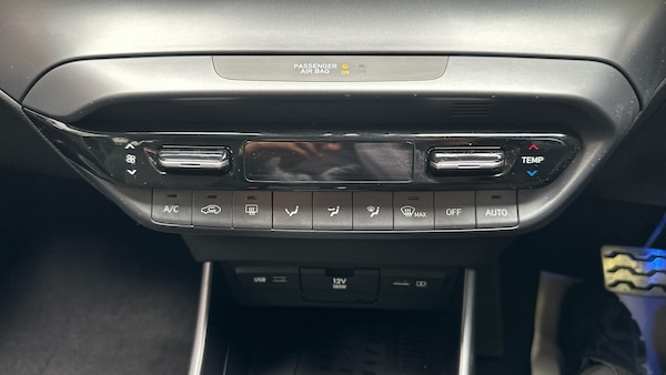 Used Hyundai BAYON 2023 for sale - 76231585: Photo 28