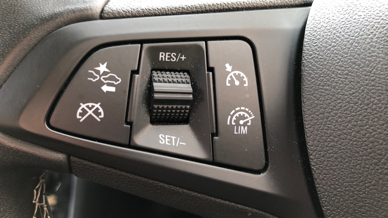 Used Vauxhall Astra 2020 for sale - 76384227: Photo 22