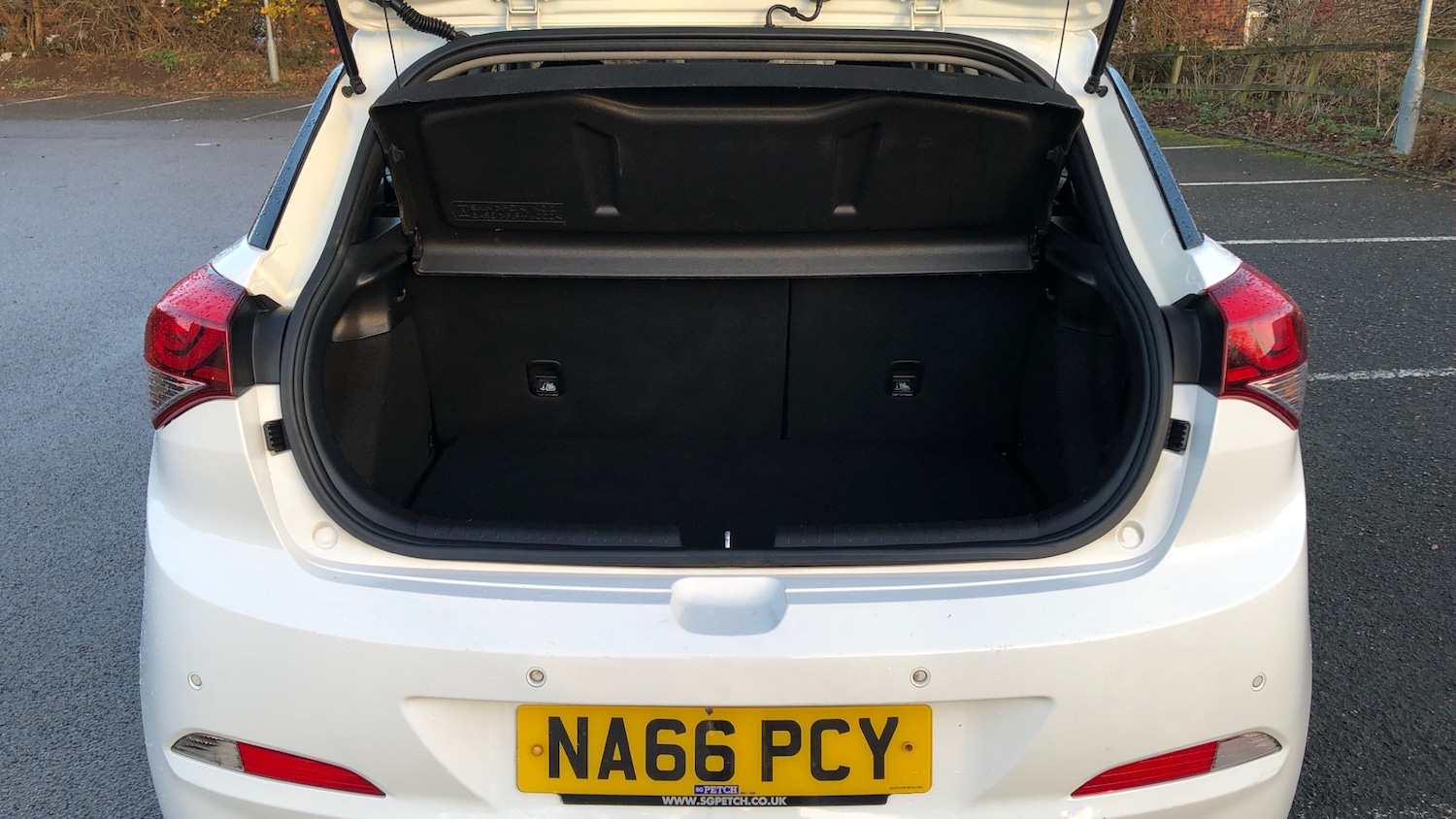 Used Hyundai i20 2016 for sale - 76763102: Photo 4