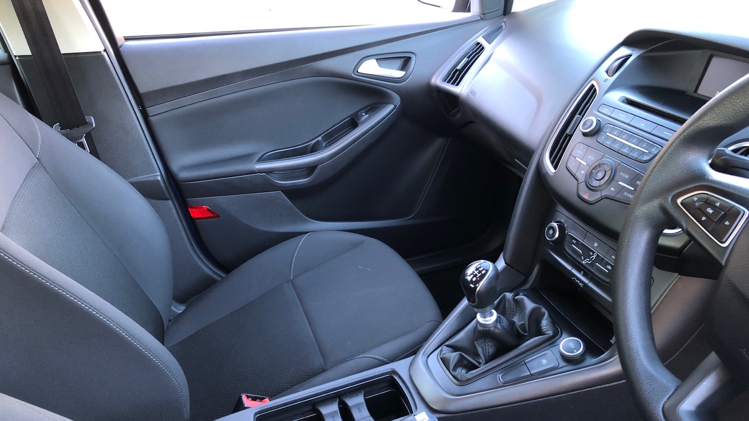 Used Ford Focus 2015 for sale - 76707650: Photo 14