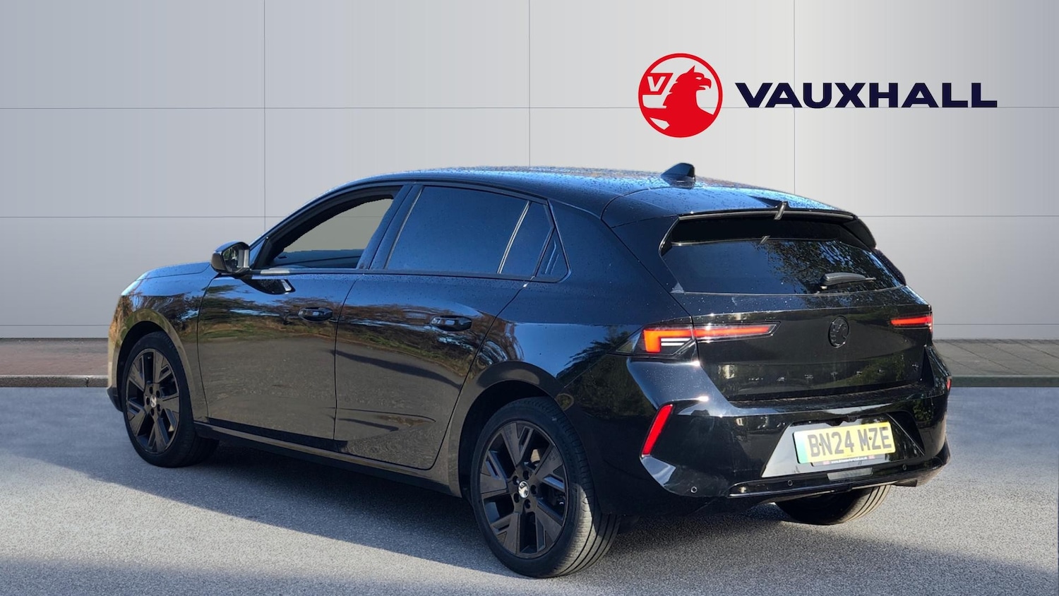 Used Vauxhall Astra 2024 for sale - 76494414: Photo 2