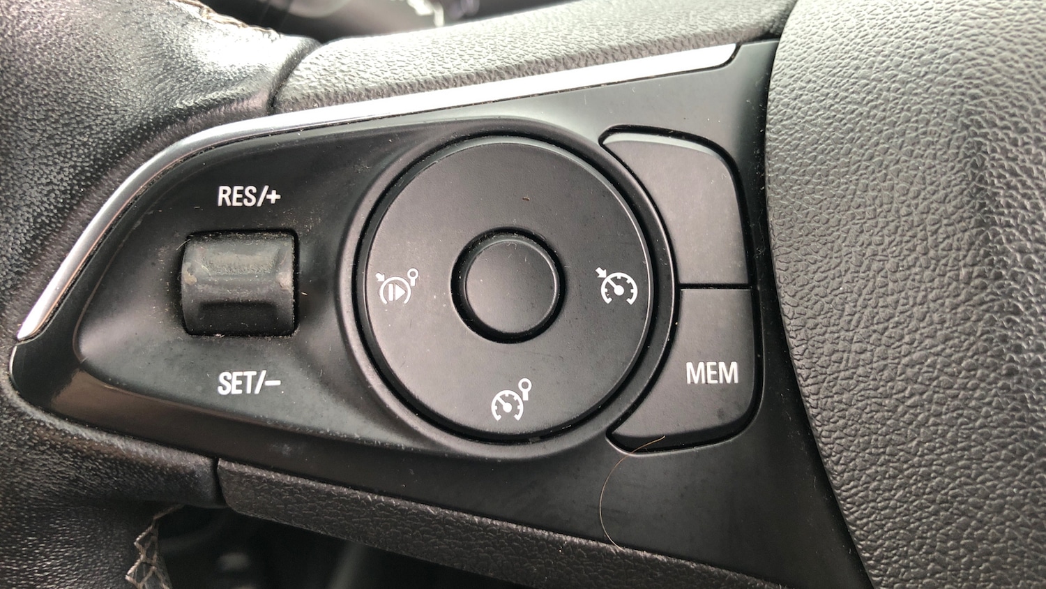 Used Vauxhall Crossland X 2020 for sale - 76580633: Photo 23