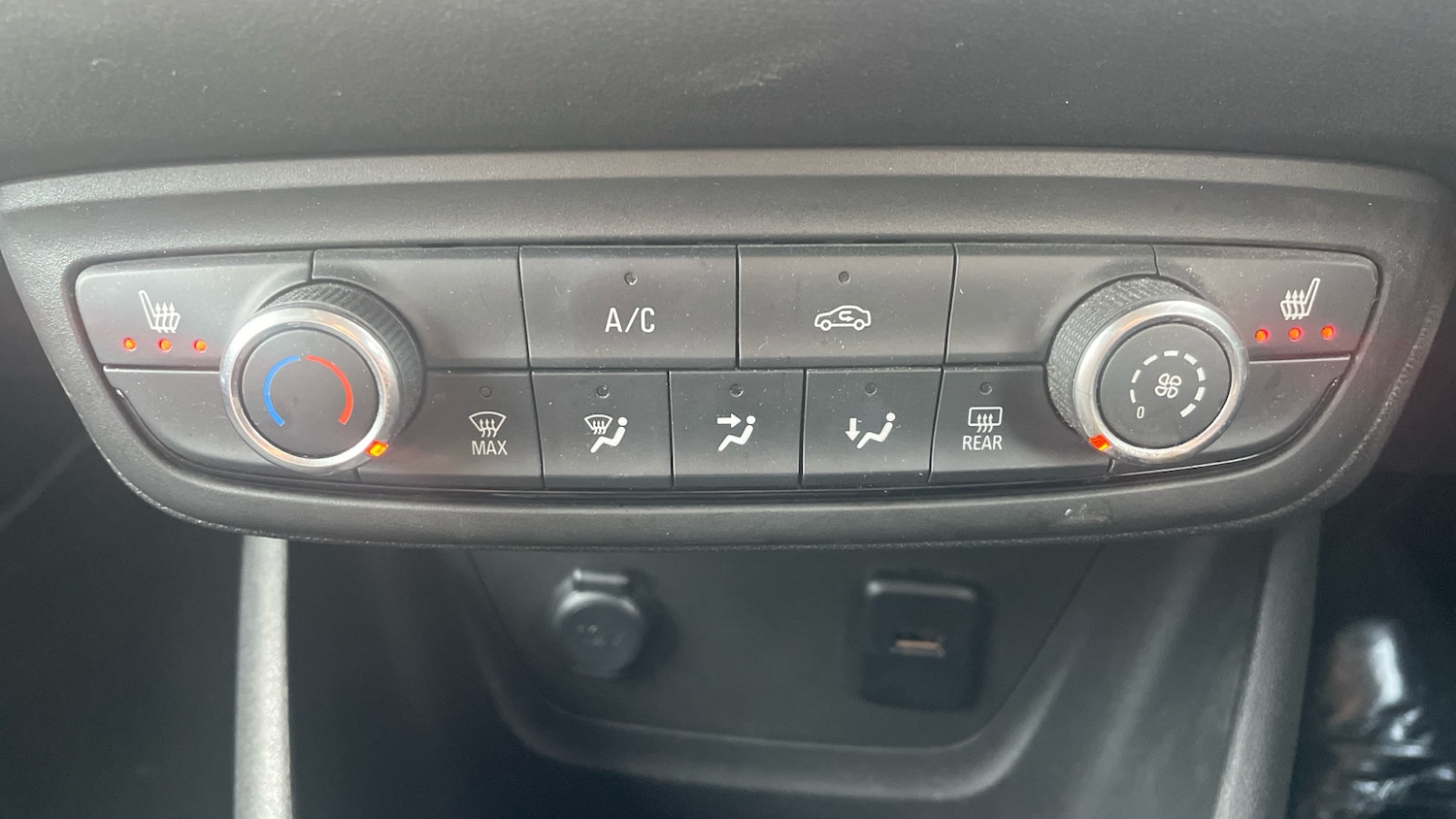 Used Vauxhall Crossland 2022 for sale - 77151881: Photo 25