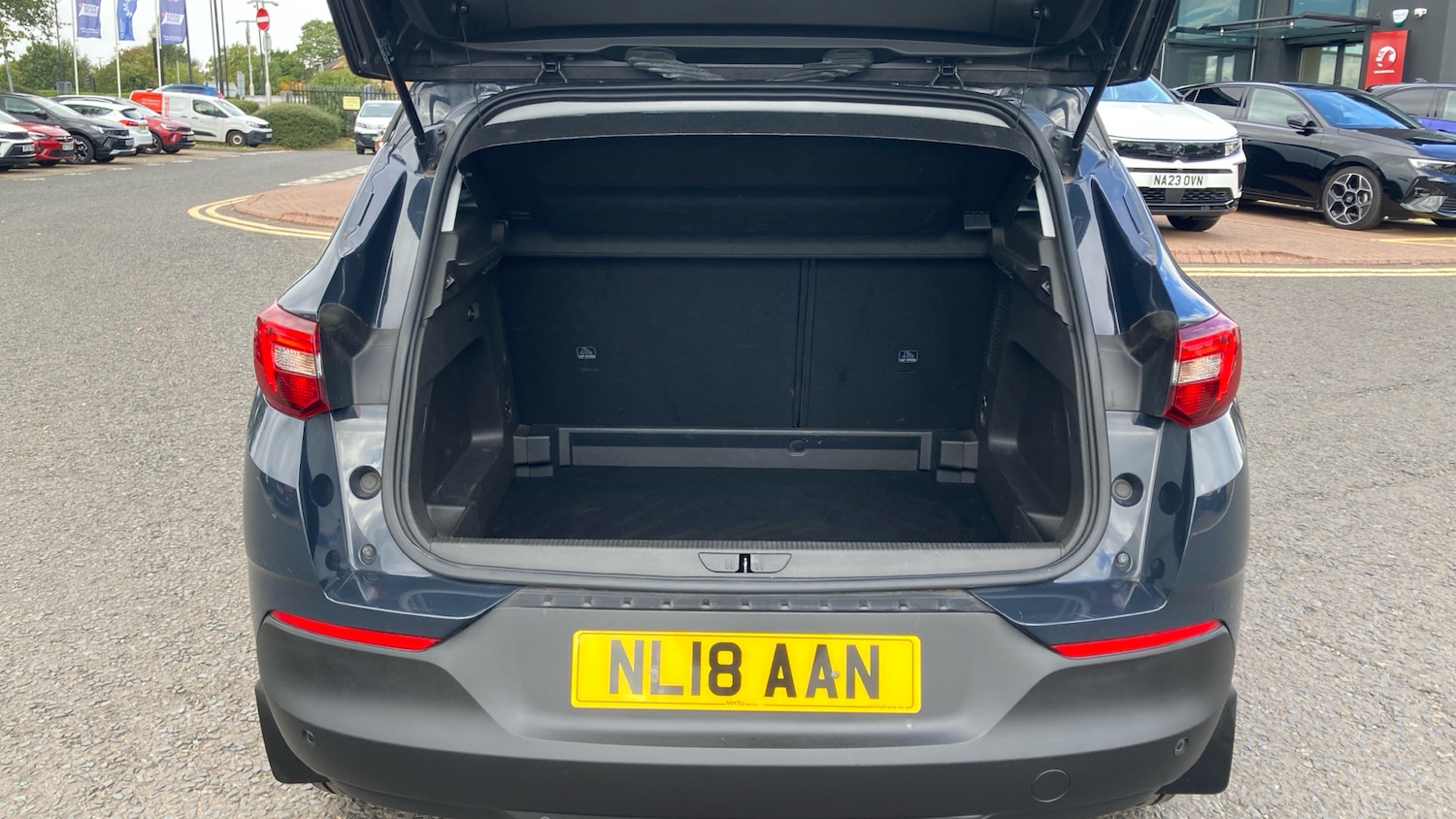 Used Vauxhall Grandland X 2018 for sale - 76681594: Photo 4