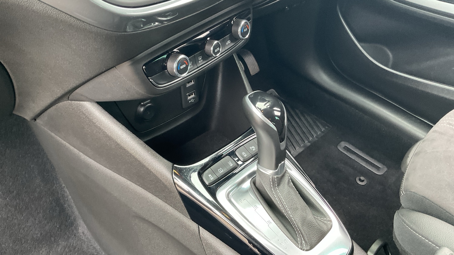 Used Vauxhall Crossland 2022 for sale - 77746541: Photo 13