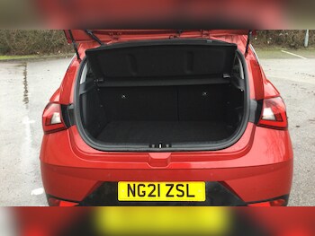 Used Hyundai i20 2021 for sale - 77502556: Photo