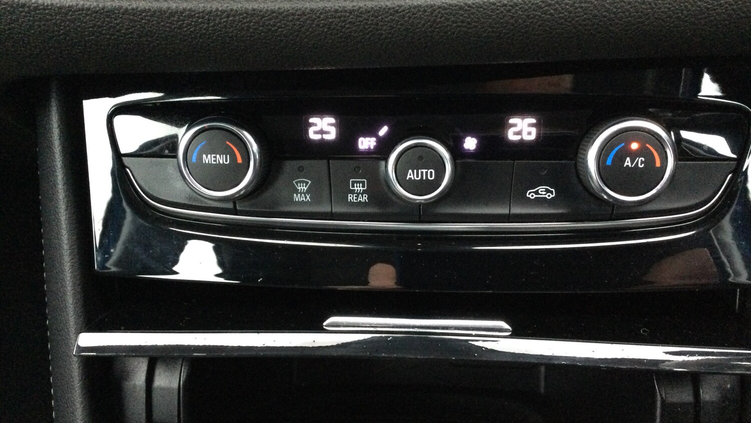 Used Vauxhall Grandland 2022 for sale - 77492420: Photo 21