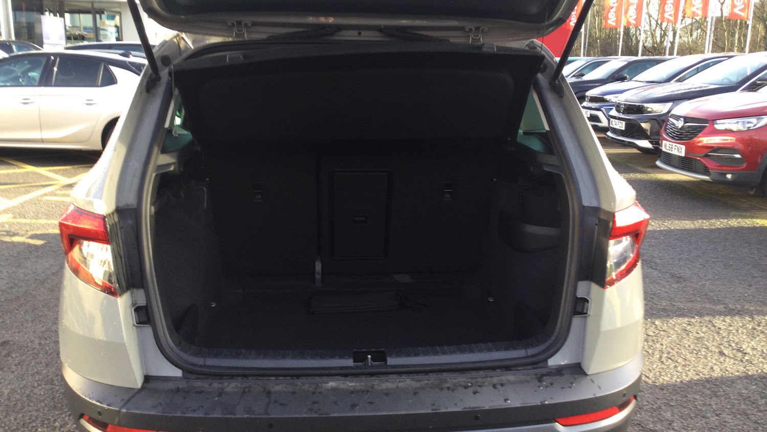 Used Skoda Karoq 2020 for sale - 77210911: Photo 4