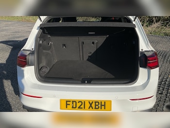 Used Volkswagen Golf 2021 for sale - 78164655: Photo