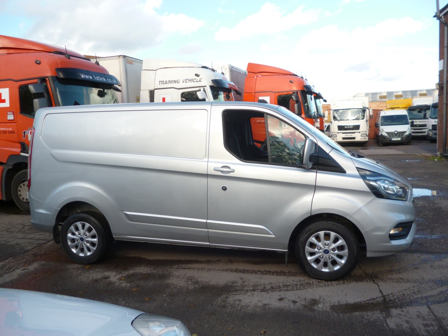Used Ford Transit Custom 2021 for sale - 76439945: Photo 4