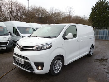 Toyota ProAce feature image