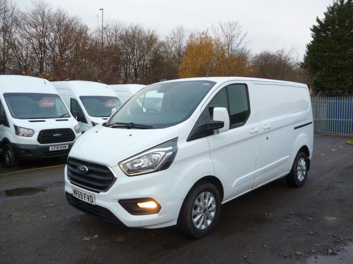 Used Ford Transit Custom 2019 for sale - 76837070: Photo 1