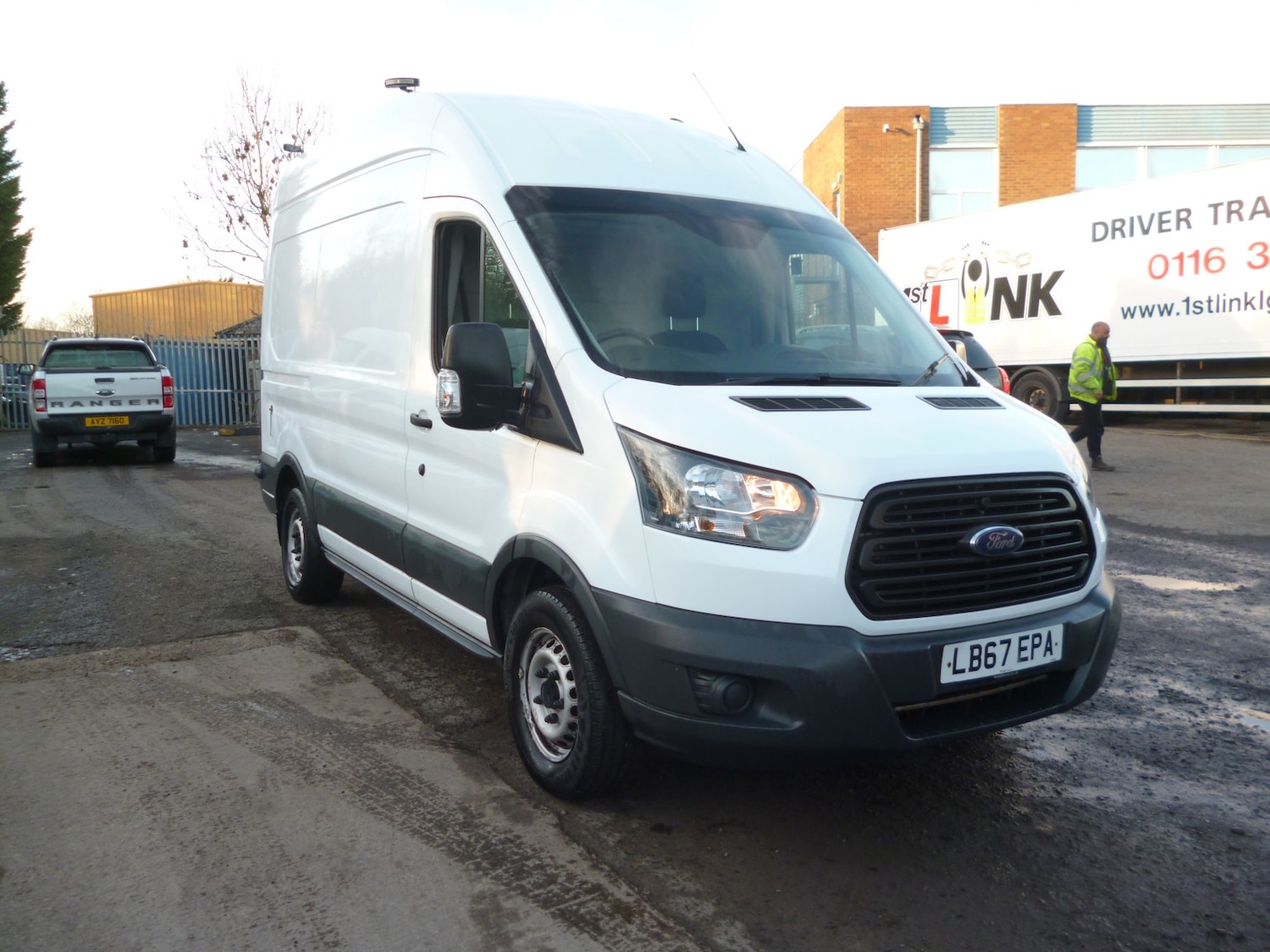 Used Ford Transit 2018 for sale - 76769732: Photo 1