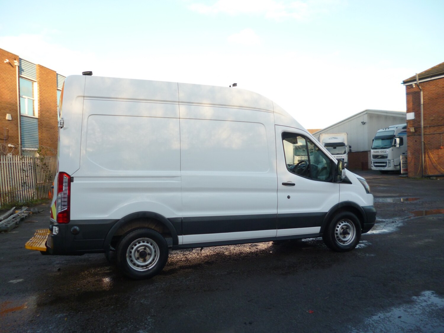 Used Ford Transit 2018 for sale - 76699244: Photo 9