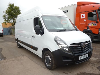 Vauxhall - Movano
