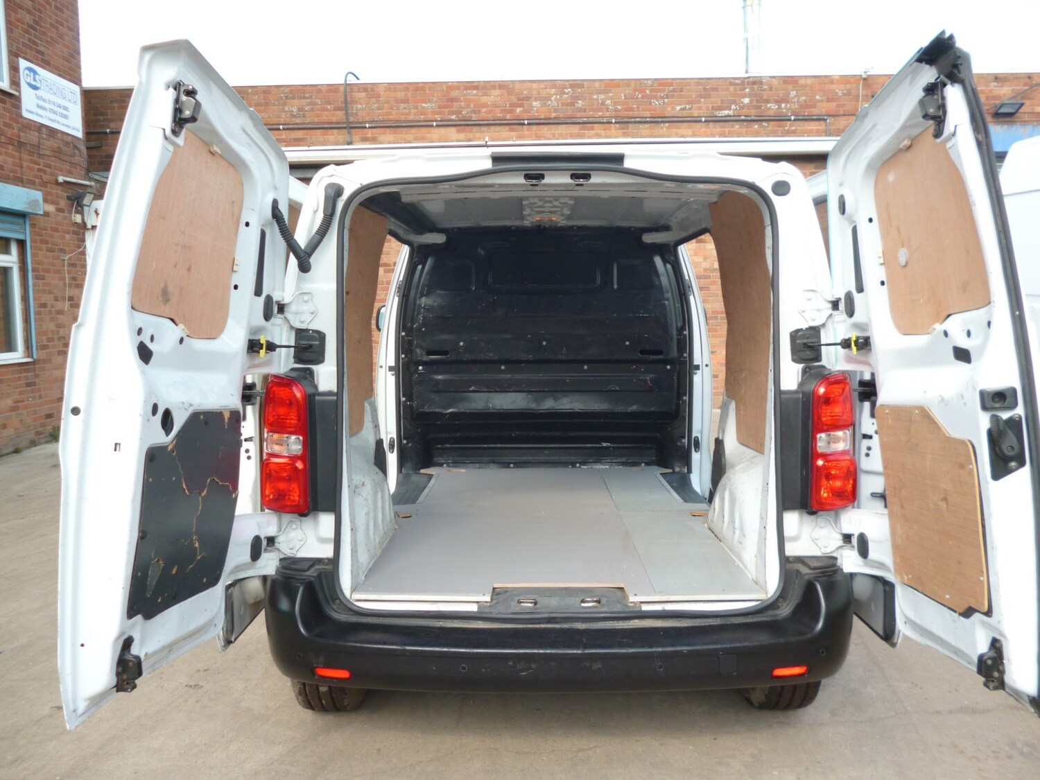 Used Citroen Dispatch 2023 for sale - 78112031: Photo 12