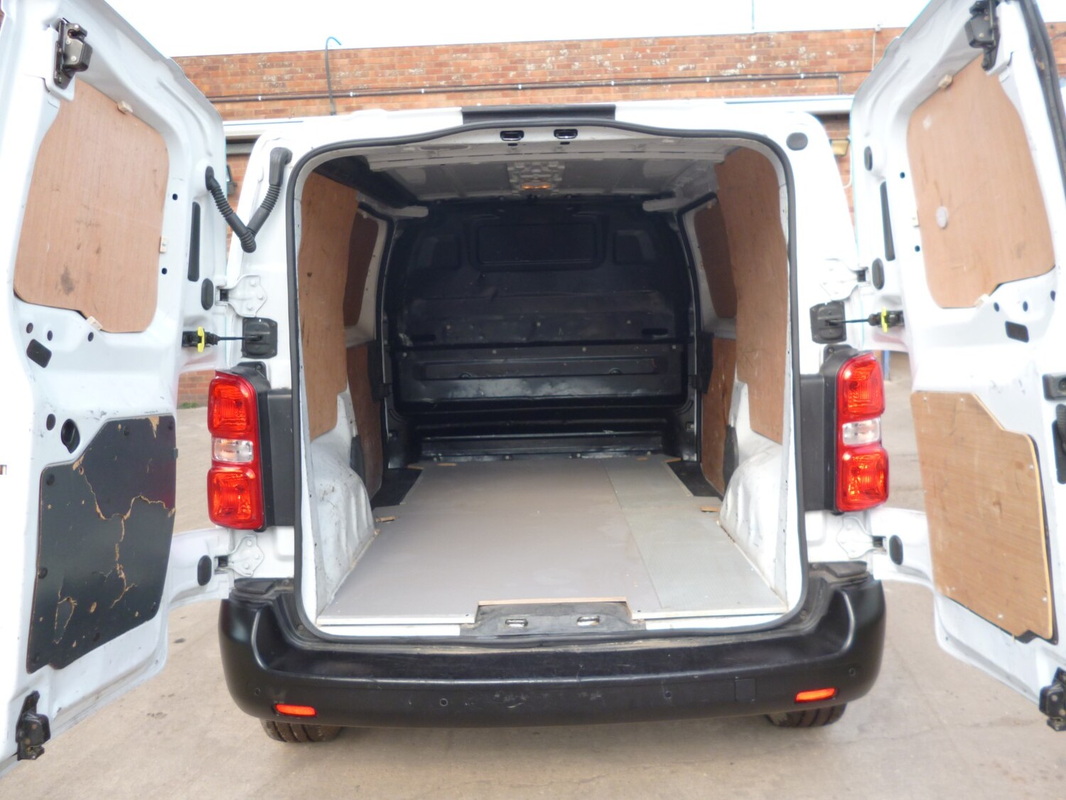 Used Citroen Dispatch 2023 for sale - 78112031: Photo 15