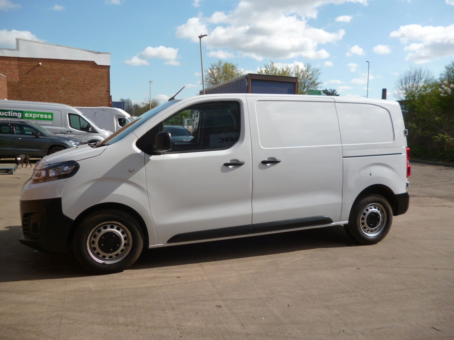 Used Citroen Dispatch 2023 for sale - 78112031: Photo 3