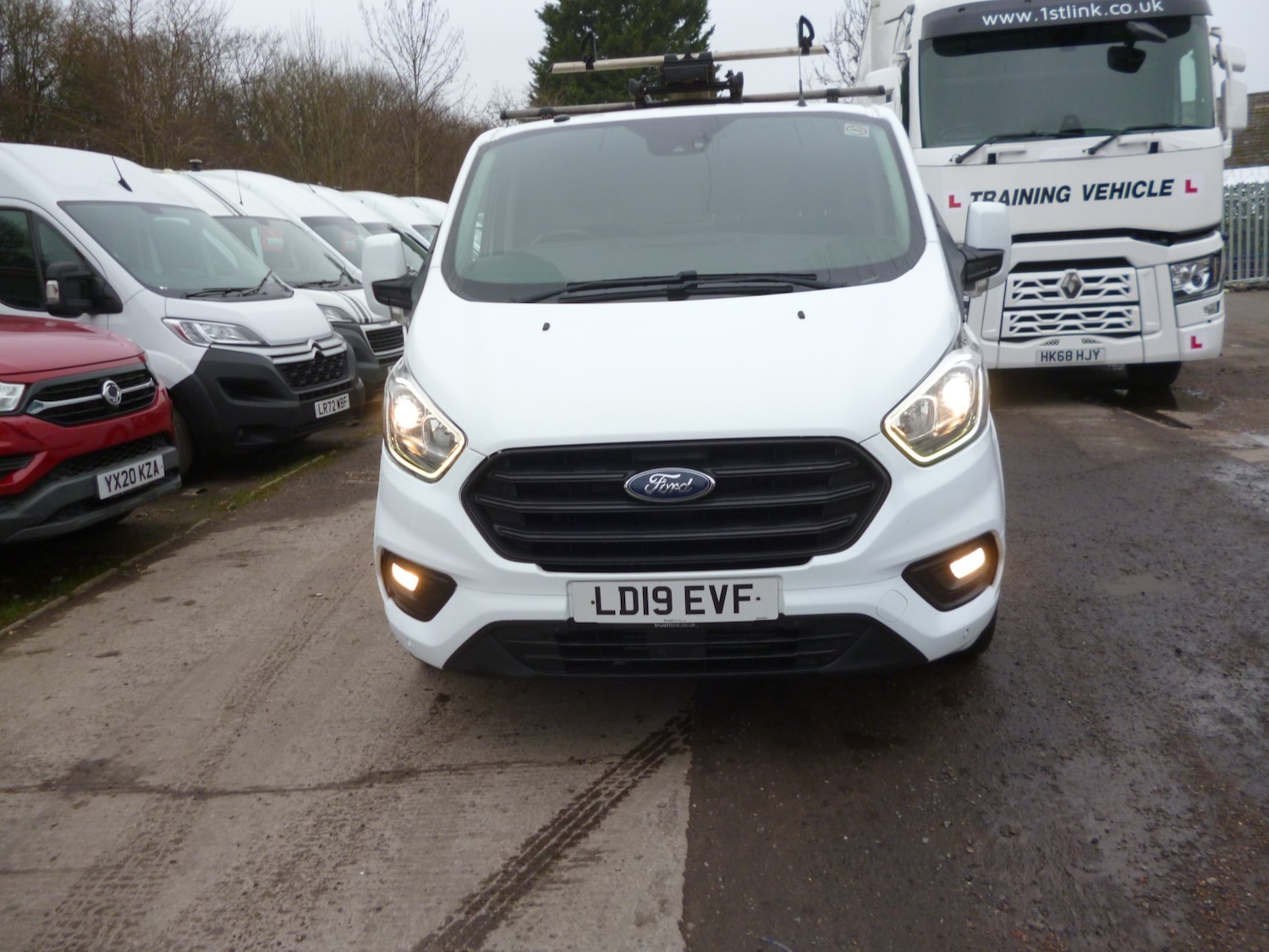 Used Ford Transit Custom 2019 for sale - 77423507: Photo 3
